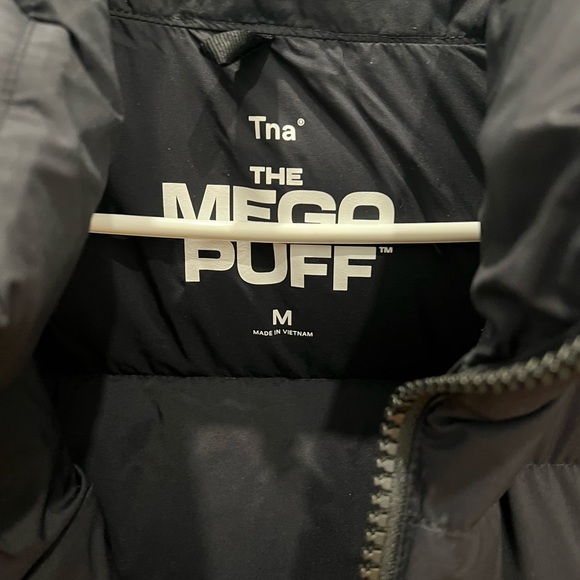 TNA The Mega Puff - Picture 4 of 5